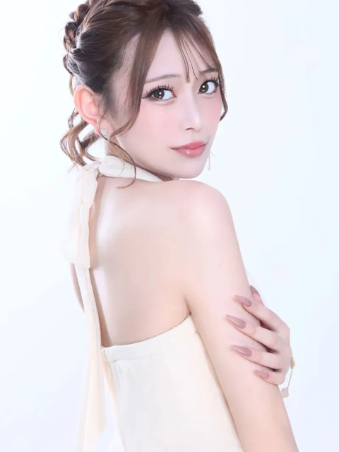 華咲もも