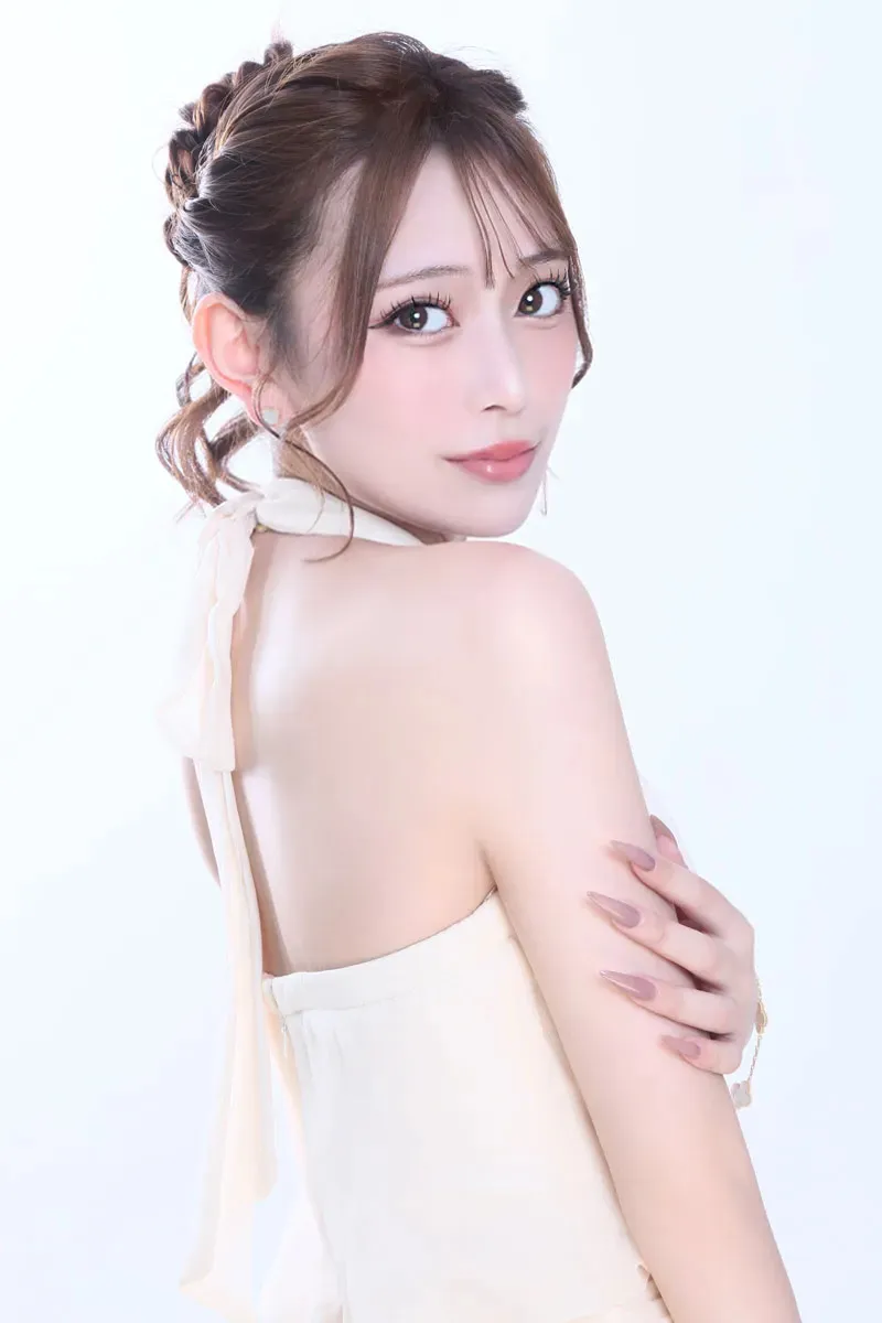 華咲もも