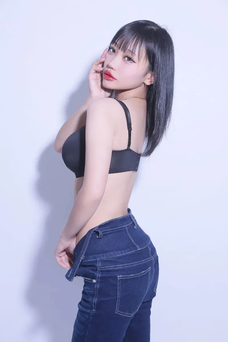 青奈ゆずき